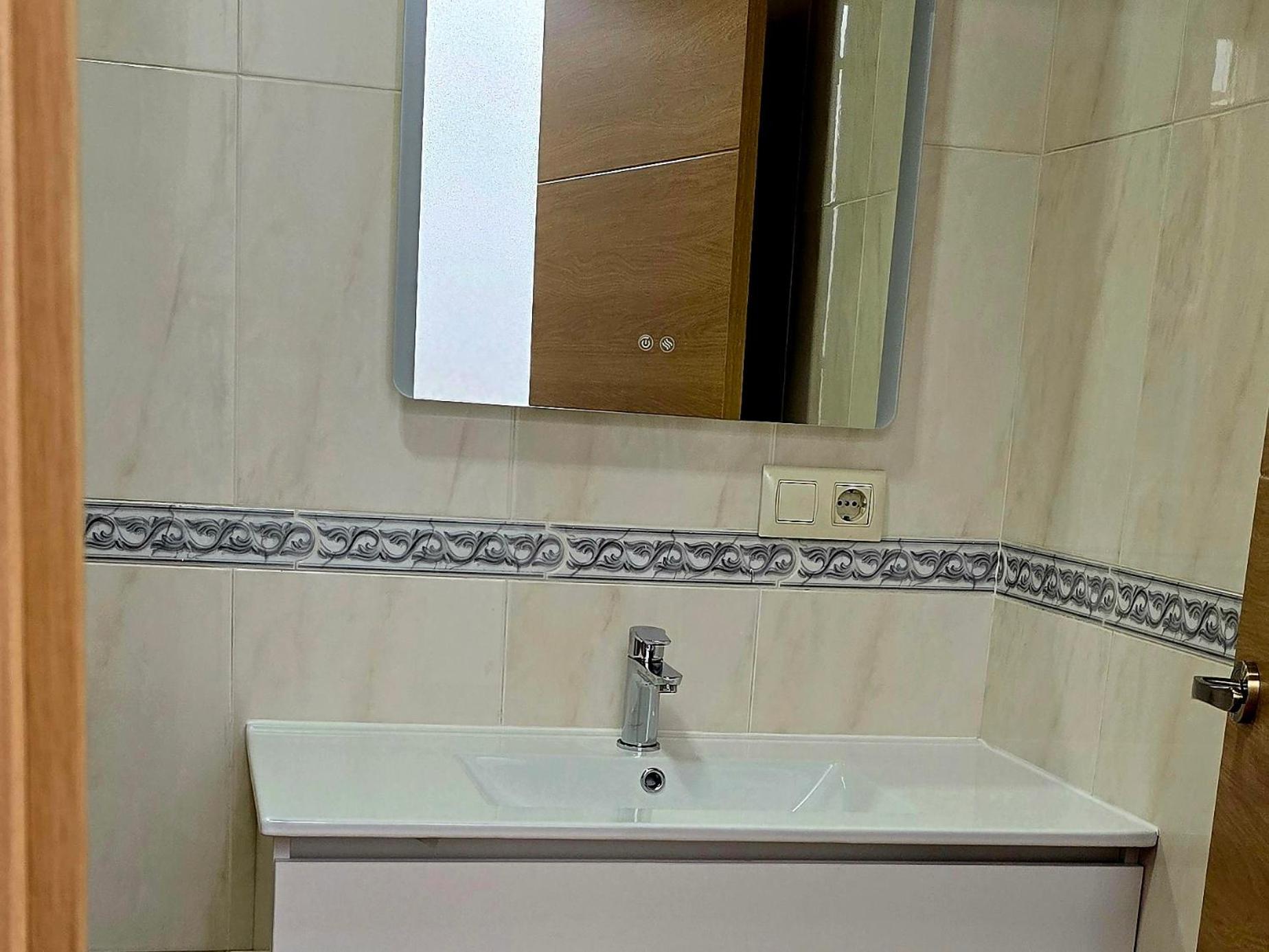 Apartamentos,Puerta De Bisagra-Parking Gratis Τολέδο Εξωτερικό φωτογραφία